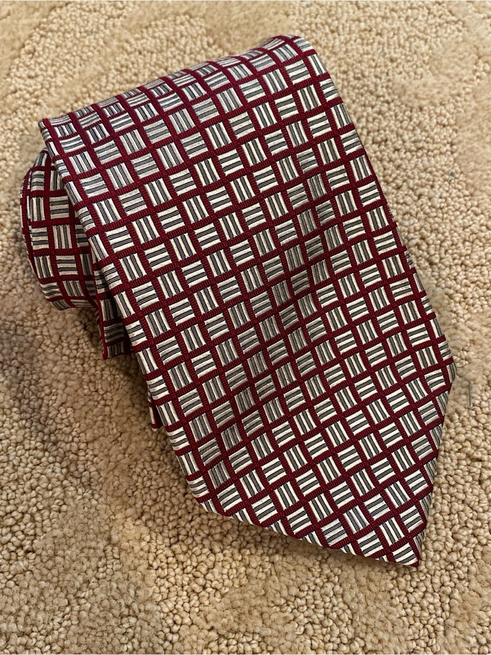Polo Ralph Lauren Tie Mens Red Gold Geometric Silk Classic Necktie USA 4”W 56”L